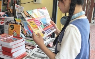 落日不及你的眼眸.好看女孩子干净头象