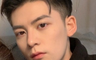 就算全世界都不爱你，也要记得爱自己，实在不行，还有我丫（就算全世界都不爱你,你也要好好爱自己）