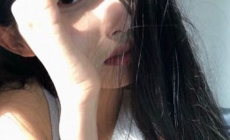 女生头像/ 幸福的人在爱里 不幸福的人在饼里。